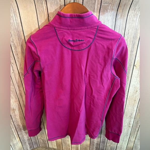 Tommy Bahama Women’s large zip up, magenta with blue accents, front pockets - Picture 6 of 8